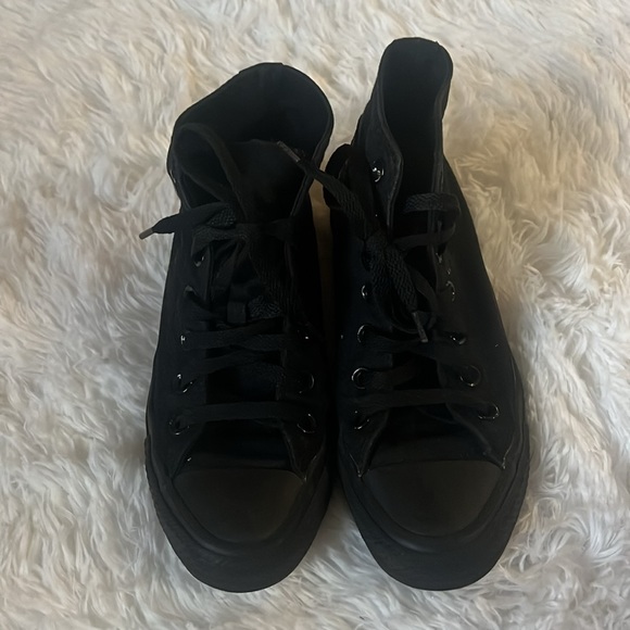 Converse All Black High Top - Picture 2 of 4